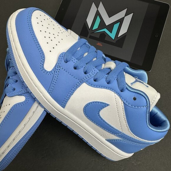 Nike Air Jordan 1 Low UNC AO9944-441 Women's Size 6.5